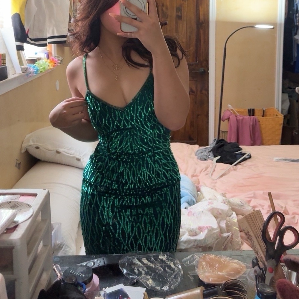 Vintage Laurence Kazar Silk Emerald Green Beaded Sequin Evening Gown